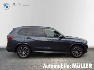 BMW X5 xDrive 30d MSport AHK+STANDHEIZUNG+360°KAMERA Bild 3