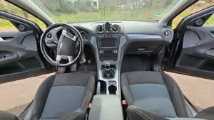 Ford Mondeo Mondeo Turnier 1.6 EcoBoost Start-Stopp Titanium Bild 5