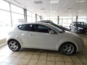Alfa Romeo MiTo Turismo/TÜVAU NEU