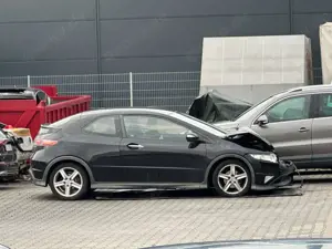 Honda Civic 1.8i-VTEC Type S