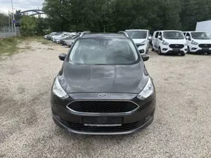 Ford Grand C-Max Cool  7 Sitze Top Zustand Service und tüv neue