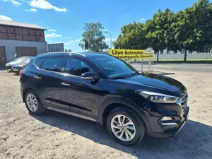 Hyundai TUCSON Style 2WD Kamera Tüv neu!!