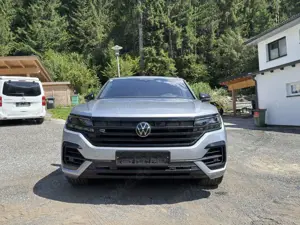 Volkswagen Touareg Touareg R 3.0 V6 e-Hybrid Dynaudio AHK voll