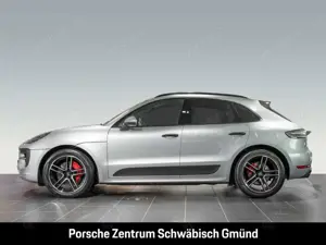 Porsche Macan GTS Sportabgasanlage Luftfederung Panorama Bild 2