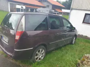 Lancia Phedra Phedra 2.2 Multijet JTD 16v DPF Automatik Platino Bild 2