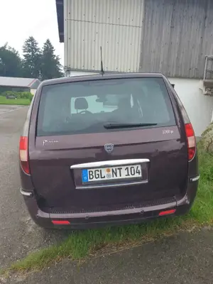 Lancia Phedra Phedra 2.2 Multijet JTD 16v DPF Automatik Platino Bild 3