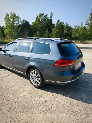 Volkswagen Passat Variant 2.0 TDI DSG BlueMotion Technology Comfortline Bild 4