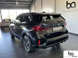 BMW X1 X1 xDrive 20d M Sport 19"/Pano/Park/DrivPlus/AHK Bild 4