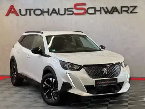 Peugeot 2008 Allure Pack Kamera Cockpit3D Led ACC FahrAss