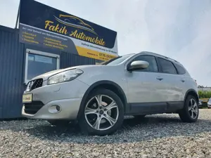Nissan Qashqai +2Tekna4X4.AUTOM.NAVI.LEDER.PANOR.360°Kam