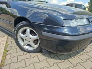 Opel Calibra 2.0i+LEDER+KLIMA+OLDTIMERZULASSUNG Bild 3