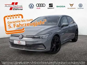Volkswagen Golf VIII 2.0 TDI Move NAVI ACC STANDHZ LED