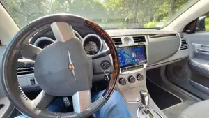 Chrysler Sebring Sebring Cabrio 2.7 Automatik Limited Hard-Top Bild 2