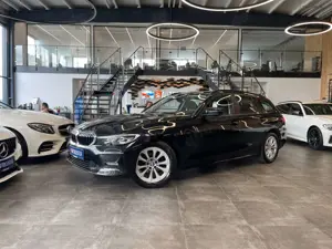 BMW 318 Touring *1.HAND*19MwSt.*LED*AHK*NAVI