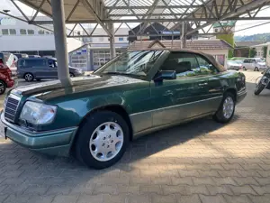 Mercedes-Benz E 220 Cabrio