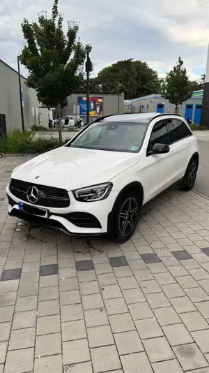 Mercedes-Benz GLC 200 d 4Matic 9G-TRONIC AMG Line