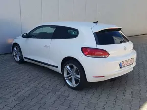 Volkswagen Scirocco 1.4 TSI DSG*STEUERKETTE-INSP.TÜV NEU* Bild 5