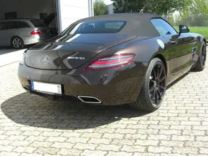 Mercedes-Benz SLS SLS 63 AMG Cabrio TOP ZUSTAND Unfallfrei Bild 4