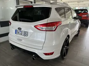 Ford Kuga Kuga Individual 4x4 + AHK + Bi-Xenon + 21" Bild 3