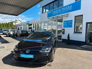 Volkswagen Golf VIII R-Line *Matrix-LED/AHK/StHz/ACC*