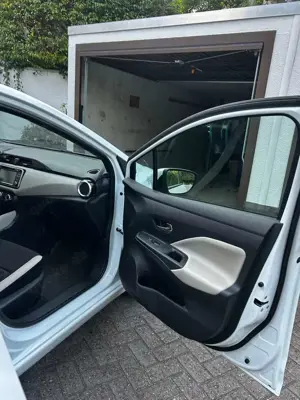 Nissan Micra Micra 1.0 Acenta Bild 4