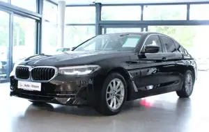 BMW 520 d (G30) *LED*HarmanKardon*Live Cockpit Prof Bild 3