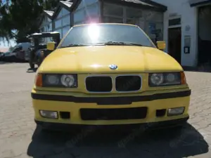 BMW 318 iS  M-Paket  Class II Sonderedition Bild 2