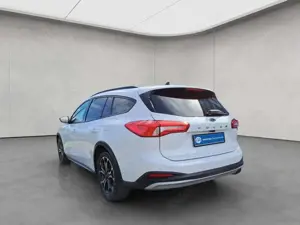 Ford Focus Turnier 1.0 EcoBoost Start-Stopp-System Aut. Bild 3