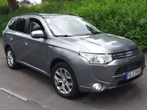 Mitsubishi Outlander Outlander 2.0 4WD Plug-In Hybrid Plus PHEV