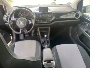 Volkswagen up! Bild 2
