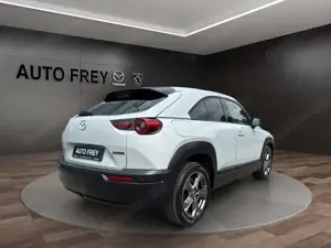Mazda MX-30 35,5 kWh 145PS AdVantage Modern Confidence ACAA+KA Bild 3