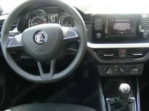 Skoda Kamiq Kamiq 1.0 TSI Ambition Inspektion/Reifen NEU Bild 3