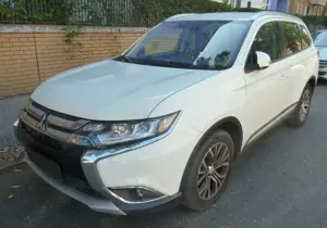 Mitsubishi Outlander Outlander 2.2 DI-D 4WD Aut. Plus