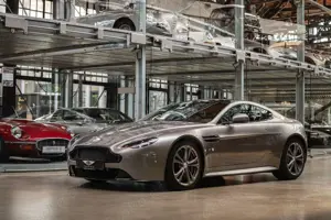 Aston Martin Vantage S - Scheckheft - wenig KM