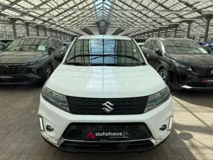 Suzuki Vitara 1.4 Club Hybrid LED|ACC|Klima|DAB Bild 2