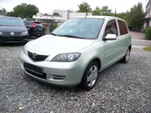 Mazda 2 Lim. 1.4 Active, Automatik, 1.HAND,Nov.angebut Bild 2