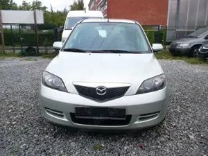 Mazda 2 Lim. 1.4 Active, Automatik, 1.HAND,Nov.angebut Bild 3
