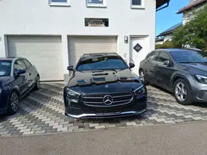 Mercedes-Benz E 220 d T Modell AVANTGARDE Top gepflegt