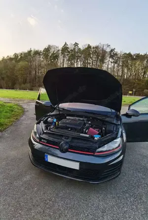 Volkswagen Golf GTI Golf GTI Performance BlueMotion Technology DSG Bild 4
