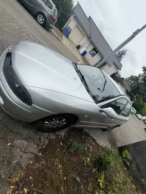 Mitsubishi Carisma GDI Automatik Comfort Bild 3