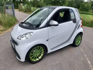 smart forTwo coupe electric drive TÜV NEU !!!