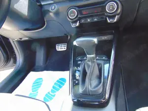 Kia Stonic Platinum Edition Bild 2