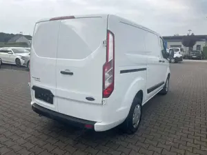 Ford Transit Custom Kasten L1H1 Trend 2.0 TDCI, EU 6 Bild 2