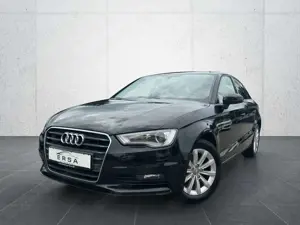 Audi A3 Limousine attraction*Navi*Xenon*Sitzheizung*PDC Bild 1