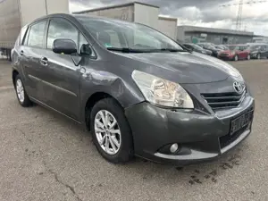 Toyota Verso Life