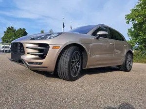Porsche Macan Turbo