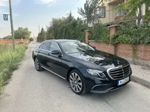 Mercedes-Benz E 220 d 9G-TRONIC Exclusive Bild 2