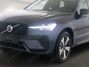 Volvo XC60 T6 Plus Dark Recharge Plug-In Hybrid AWD EU6e Voll Bild 2