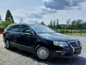 Volkswagen Passat Variant Highline *6-GANG*KLIMAAUTO*PDC*SZ