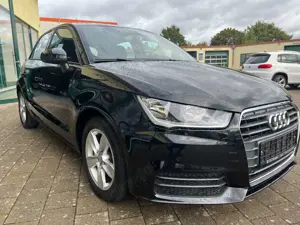 Audi A1 1.0 TFSI ultra Sportback Navi TÜV neu Bild 5